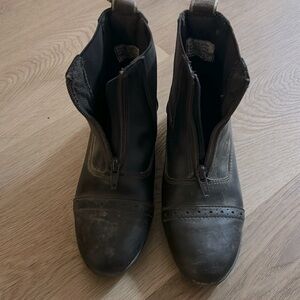 Girls riding boots size 1c